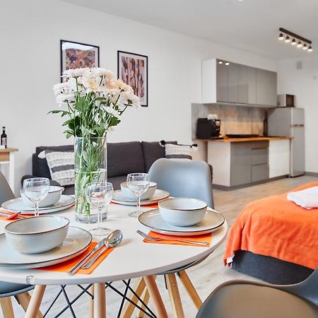 Golden Hour Apartments- Bohaterow Wrzesnia 101 Свиноуйсьце Экстерьер фото