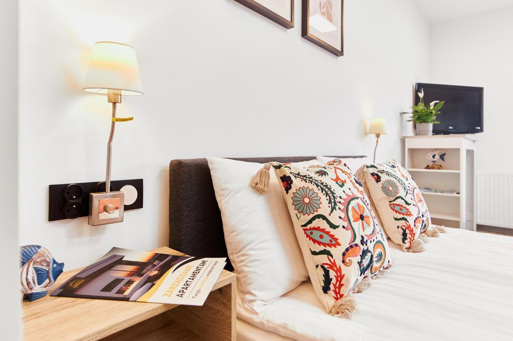 Golden Hour Apartments- Bohaterow Wrzesnia 101 Свиноуйсьце Экстерьер фото